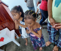 필리핀 산호세 아이들에게 어린이성경교재를 보내주세요!